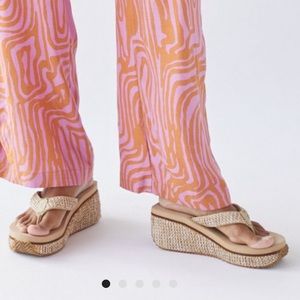 Women's Volatile Island Platform Wedge Flip-Flops size 8 🩴Natural Sandals